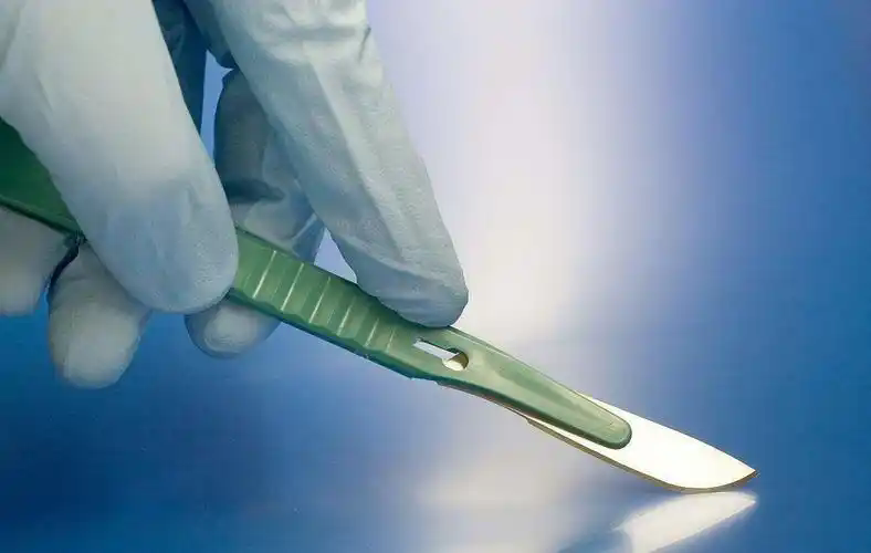 手術(shù)刀2.webp.png 手術(shù)刀2.webp.png